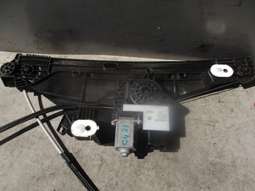 2021 CITROEN C4 MK3 NSF PASSENGER FRONT WINDOW MOTOR & REGULATOR 9832841680