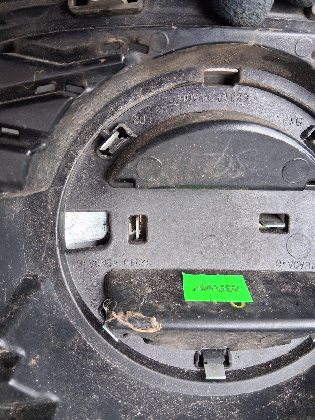 NISSAN QASHQAI J11 MK2 2018 COMPLETE UPPER BUMPER FRONT GRILL BADGE A0855479