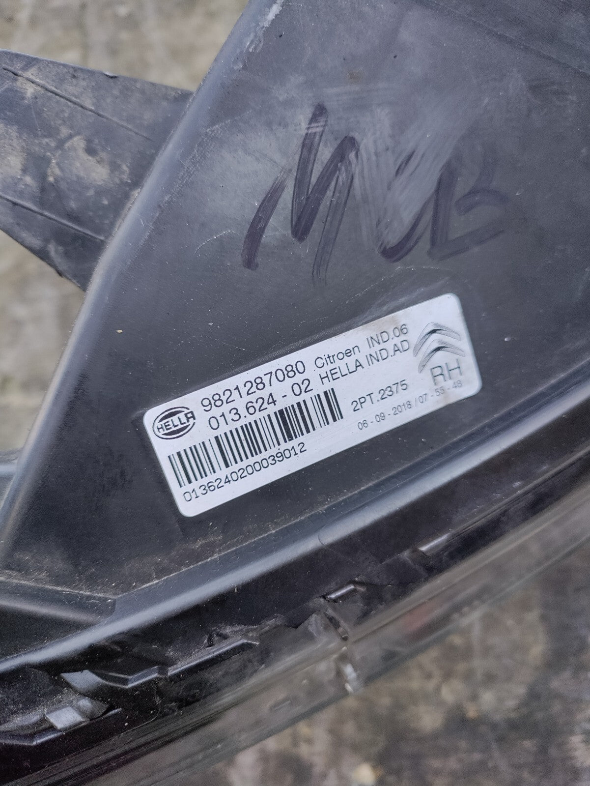 CITROEN C4 CACTUS 2019 OSF DRIVER FRONT LED DRL DAYTIME RUNNING LIGHT 9821287080