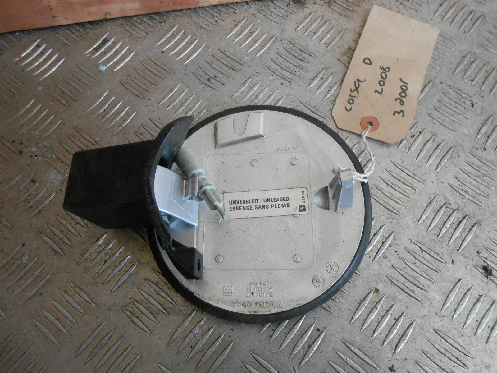 VAUXHALL CORSA D 2008 FUEL CAP COVER DOOR FLAP  13183307 SILVER