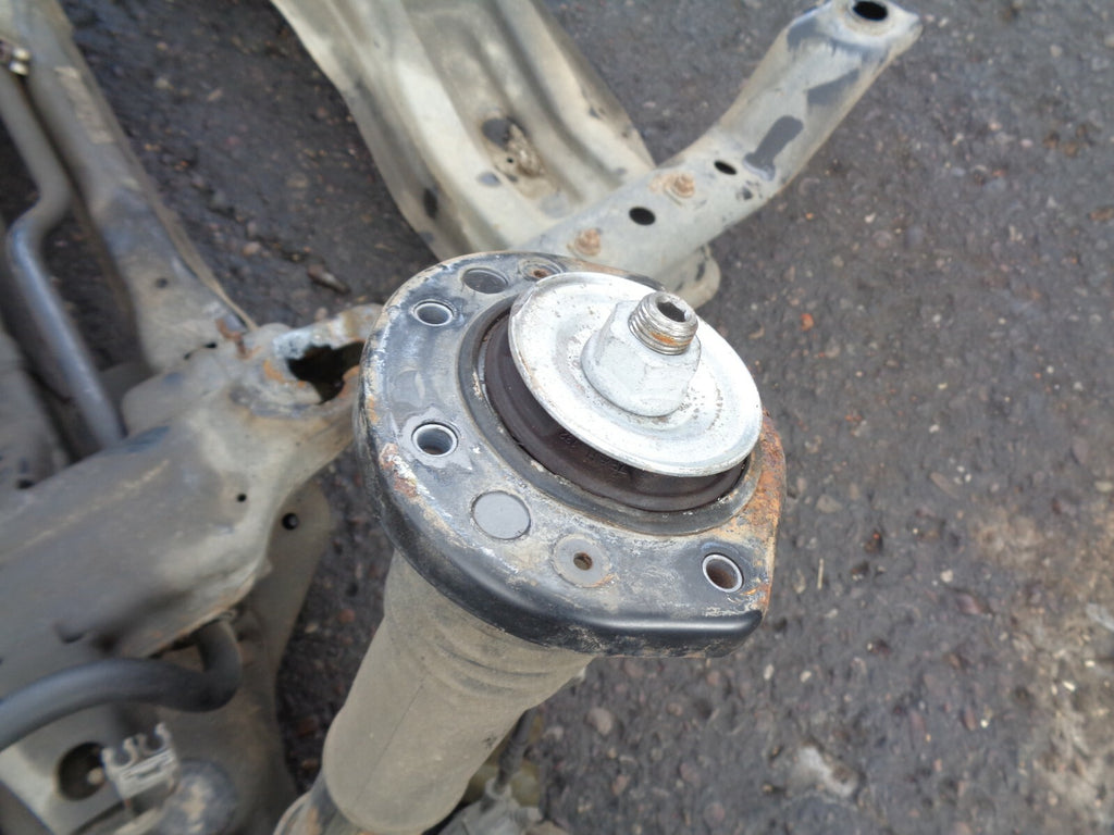 VOLKSWAGEN CRAFTER 2015 2.0 TDI NS PASSENGER SIDE FRONT SUSPENSION LEG COMPLETE