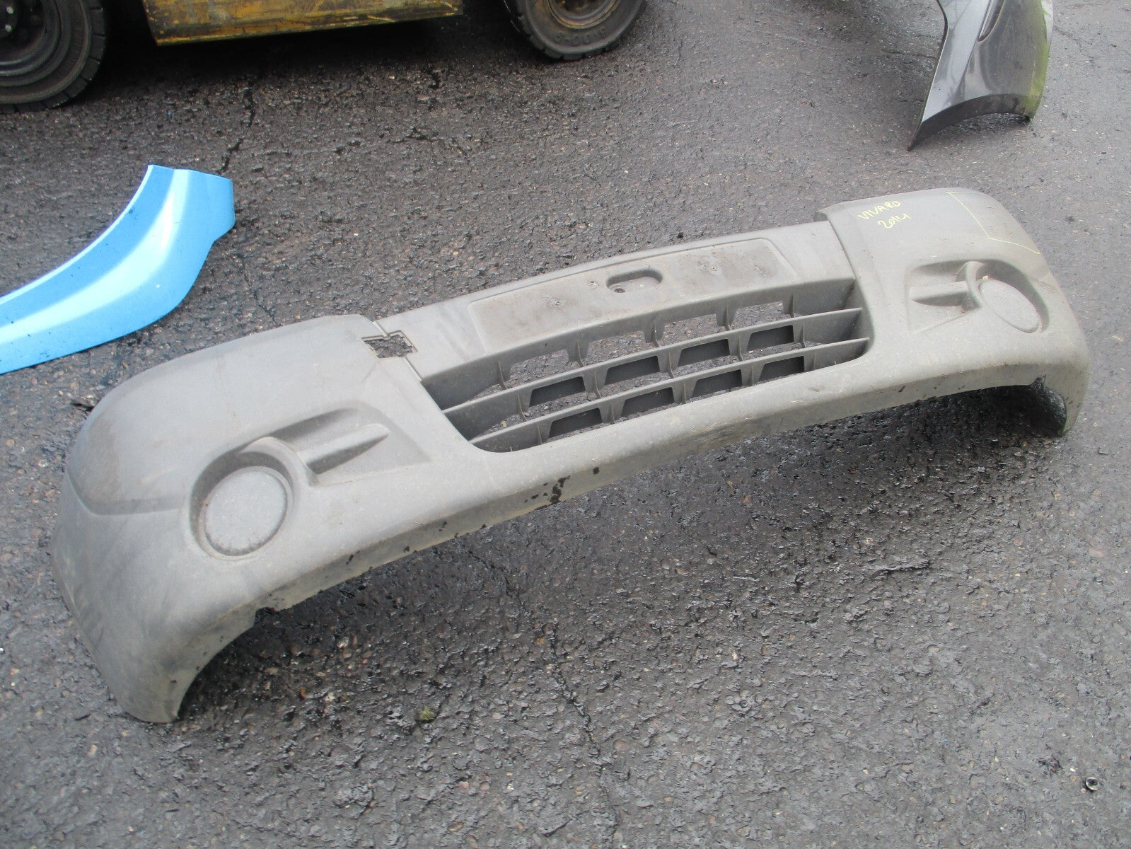 VAUXHALL VIVARO X83 2012 FACELIFT FRONT BUMPER PLASTIC
