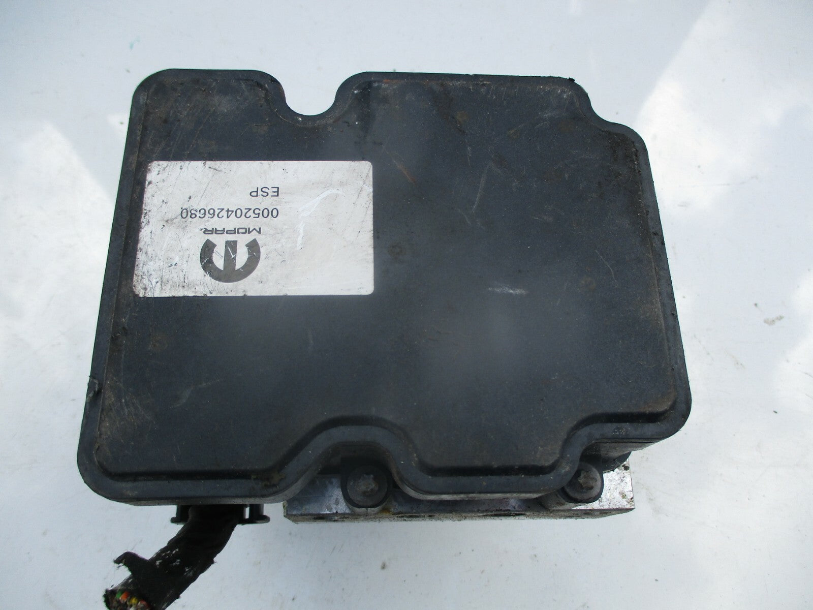 FIAT 500 2017 1.2 PETROL ABS BRAKE PUMP CONTROLLER MODULE 52042668 0265255440