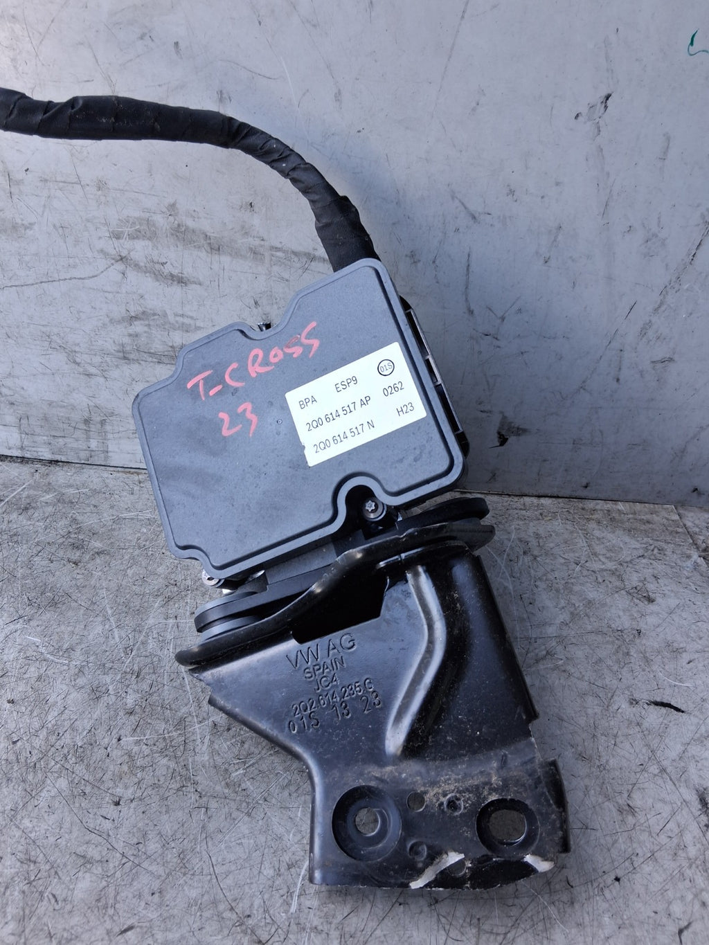 VW VOLKSWAGEN T CROSS 2023 ABS PUMP CONTROL MODULE UNIT 2Q0614517