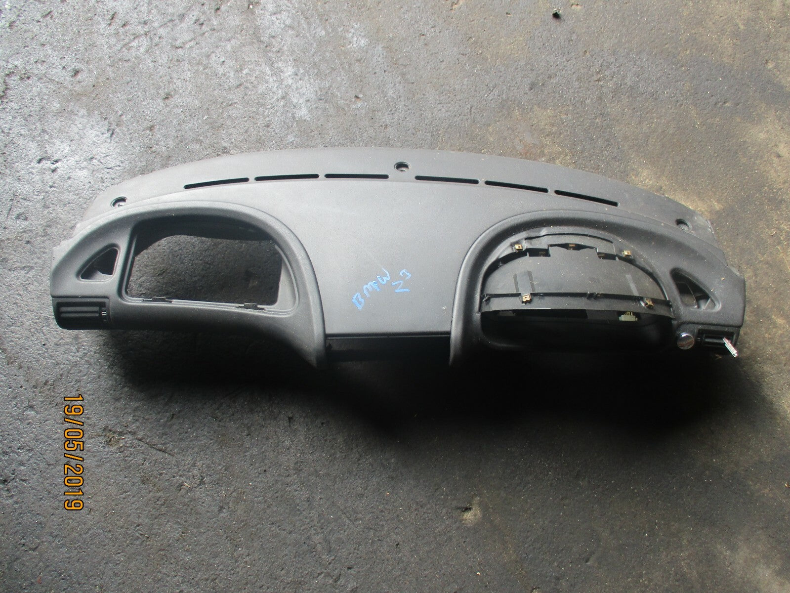 MERCEDES E CLASS W211 DASHBOARD PANEL TRIM & AIR VENTS