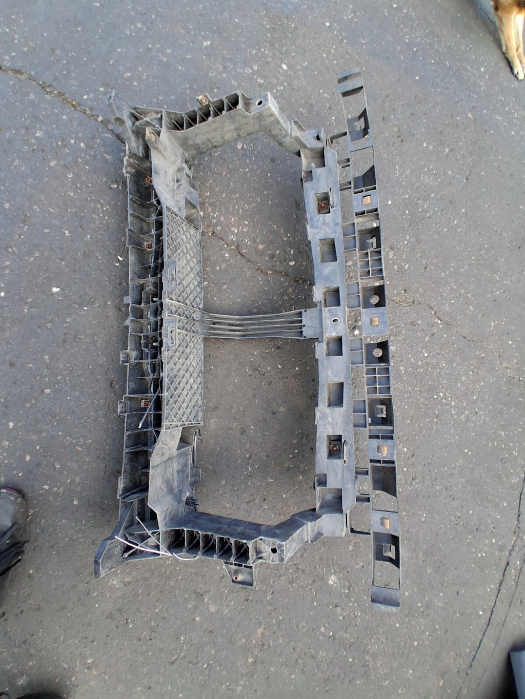 2015 VAUXHALL VIVARO MK2 FRONT RADIATOR SLAM PANEL 93868911