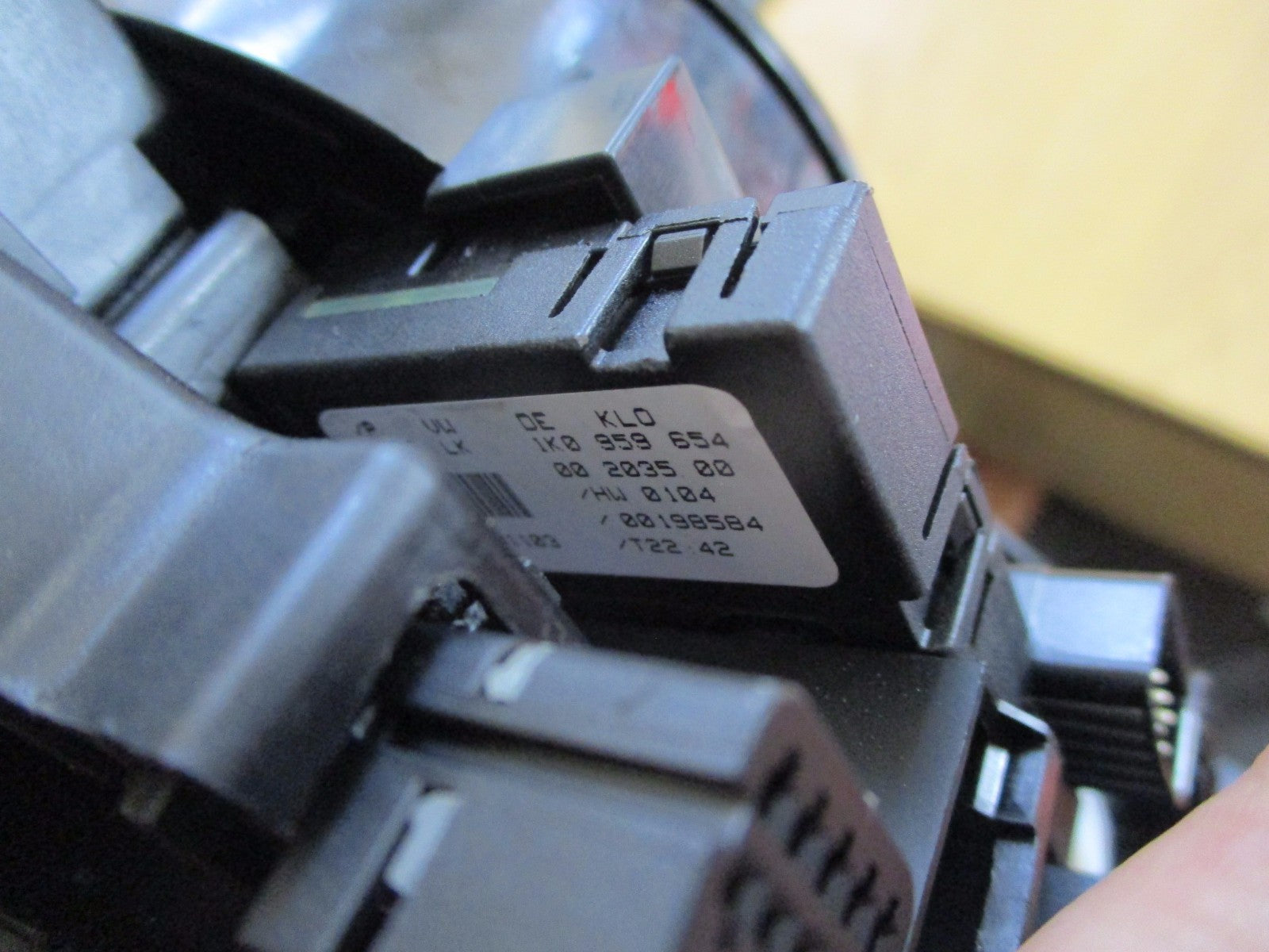 VOLKSWAGEN PASSAT 2006 B6 INDICATOR WIPER CONTROL SWITCH STALK SQUIB 1K0953503G