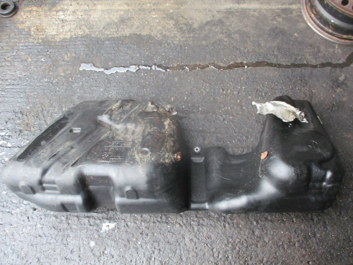 BMW 1 SERIES F20 F21 DIESEL FUEL TANK