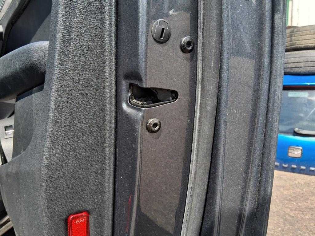 2019 AUDI Q5 ESTATE FY OSF DRIVER SIDE FRONT DOOR LOCK MECHANISM