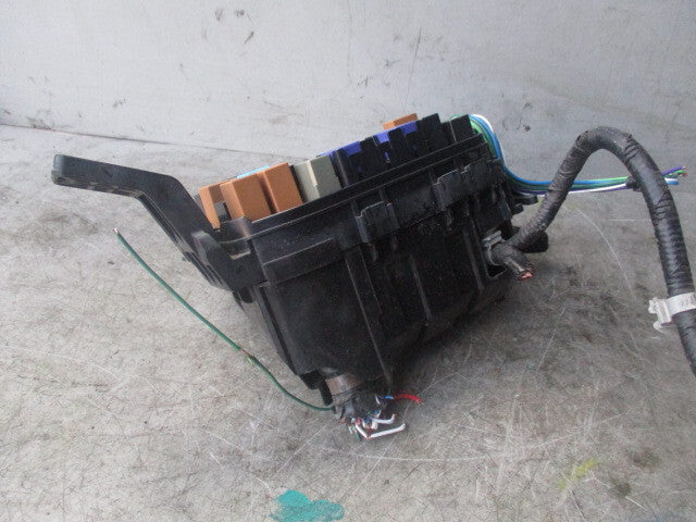 2019 MAJDA 2 MK4 1.5 PETROL FUSE RELAY BOX D09W66767