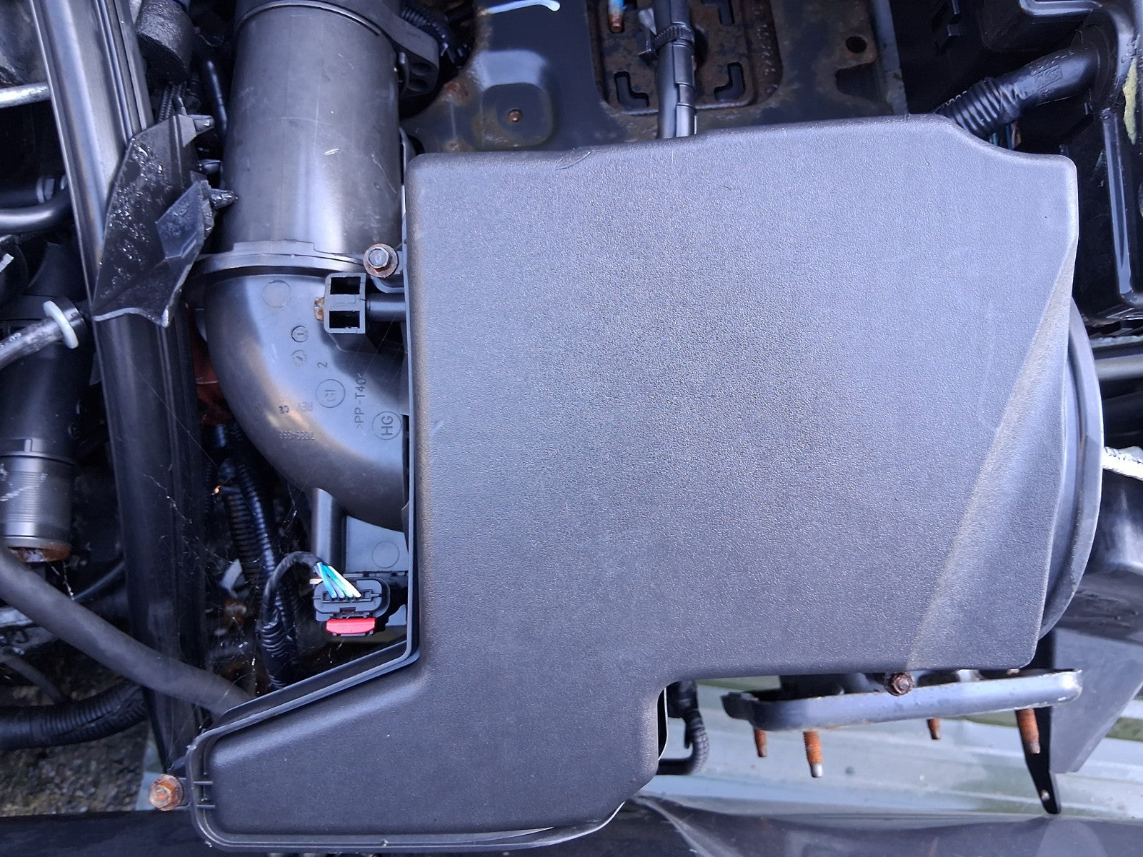 2009 FORD KUGA MK1 2.0 DIESEL AIL FILTER BOX HOUSING BOX
