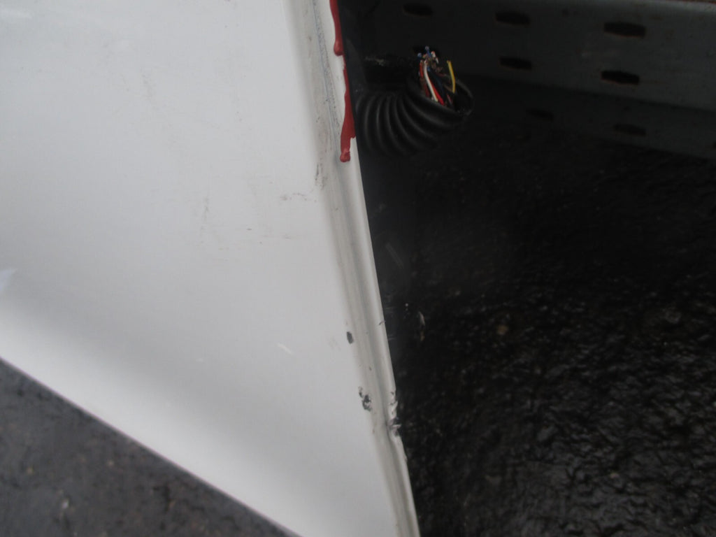 BMW I3 I01 2020 OSF DRIVER SIDE FRONT COMPLETE DOOR WHITE