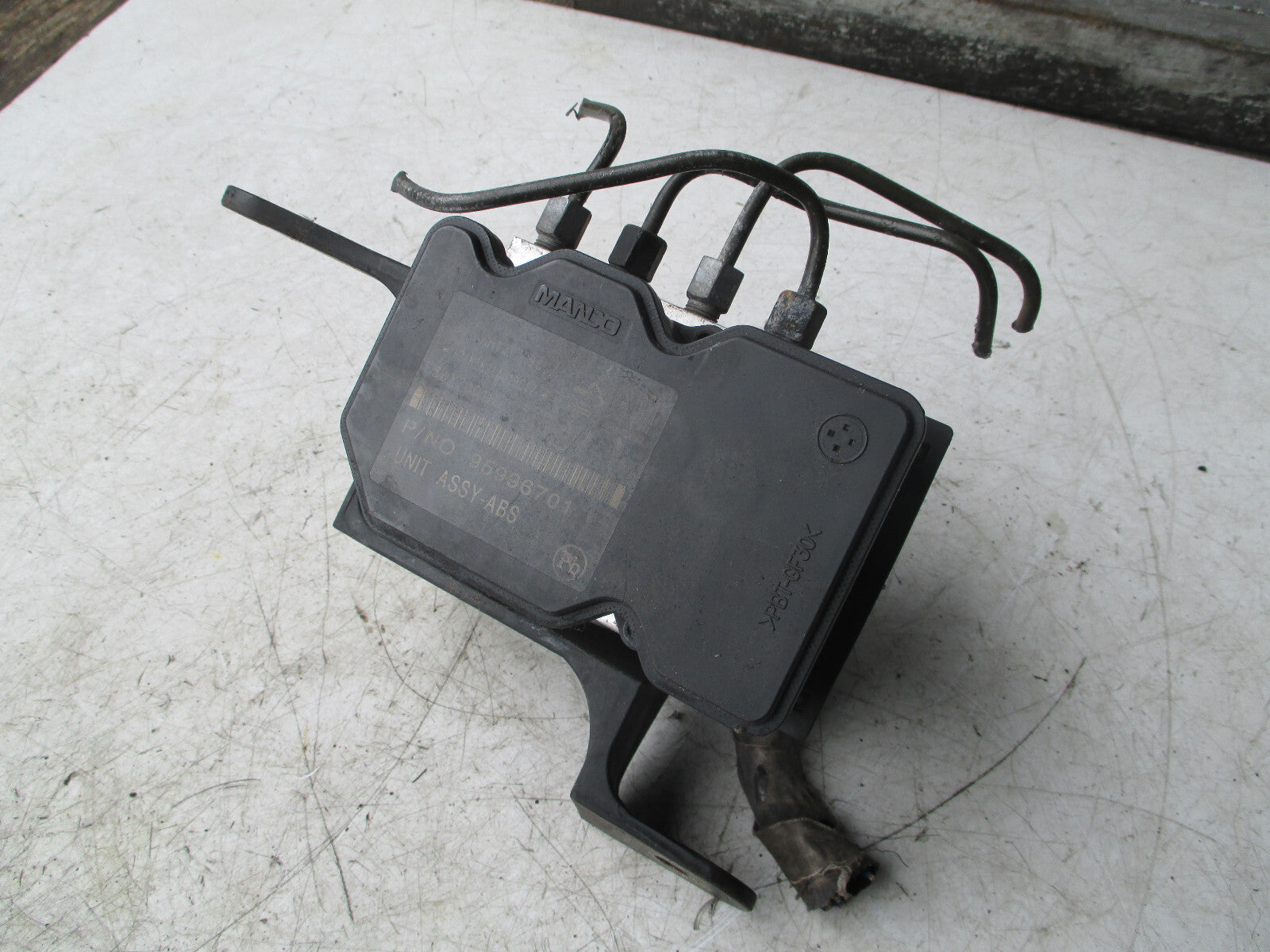 CHEVROLET SPARK 2010 ABS PUMP & MODULATOR 95996701