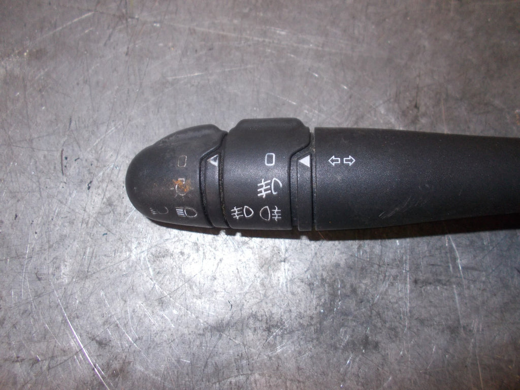 RENAULT LAGUNA MK2 2005 HEADLIGHT WIPER STALKS 8200012245