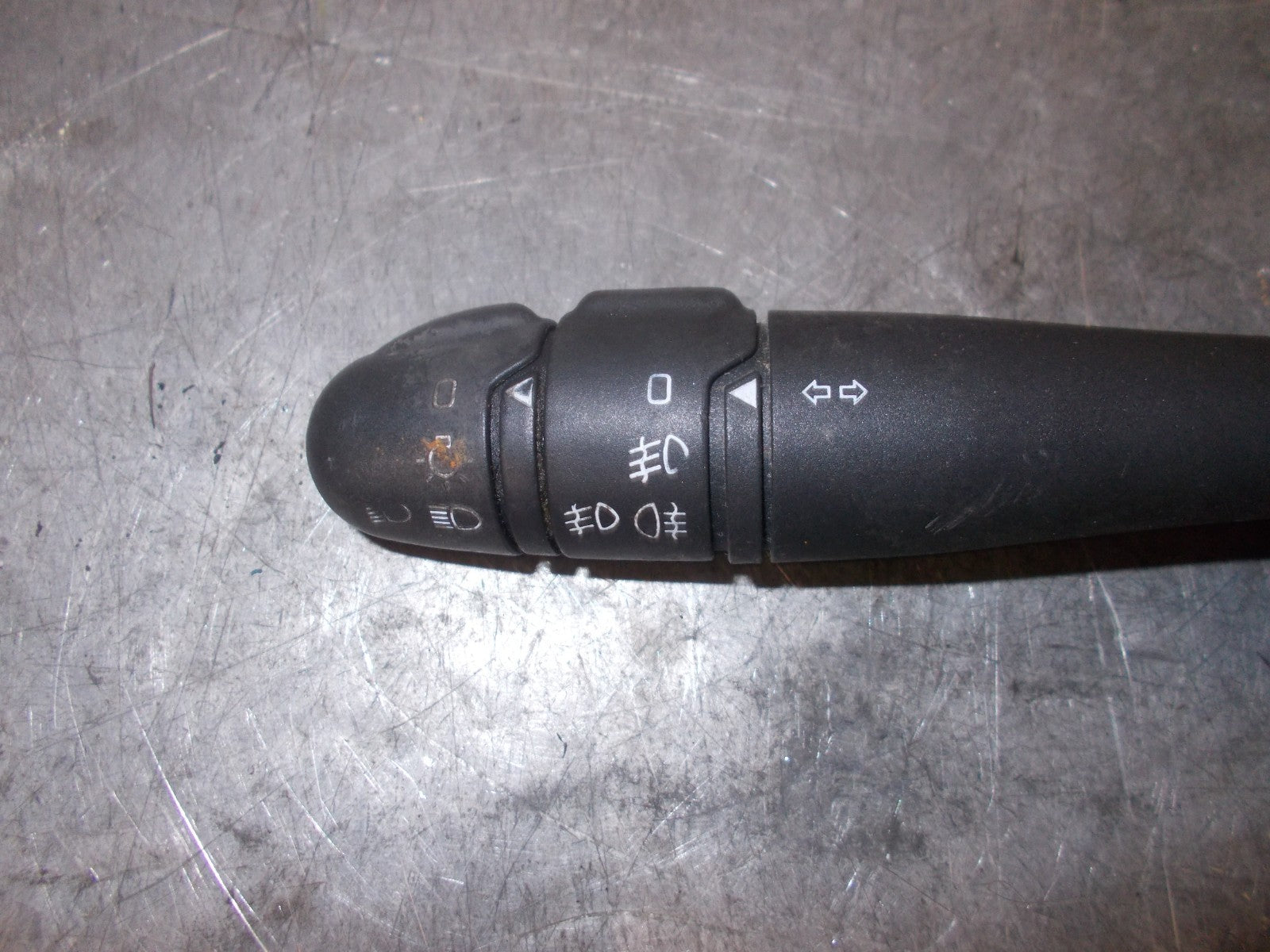 RENAULT LAGUNA MK2 2005 HEADLIGHT WIPER STALKS 8200012245