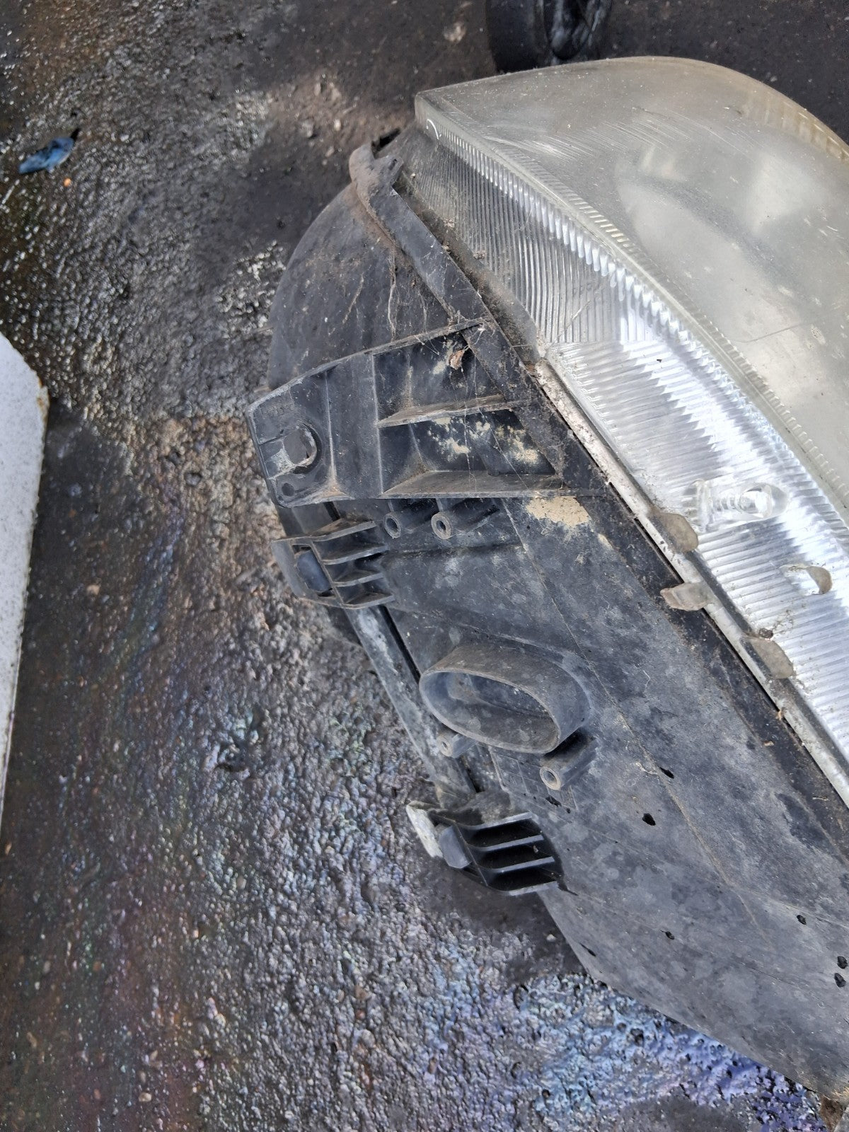 2016 MERCEDES SPRINTER W906 OSF DRIVER SIDE FRONT RIGHT HEADLIGHT 24738200