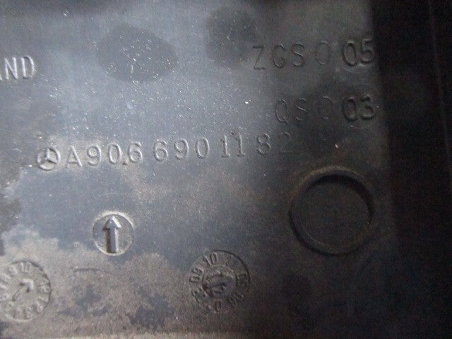 2021 MERCEDES SPRINTER W907 NS LEFT SIDE PILLAR MOULDING COVER TRIM A9066901182
