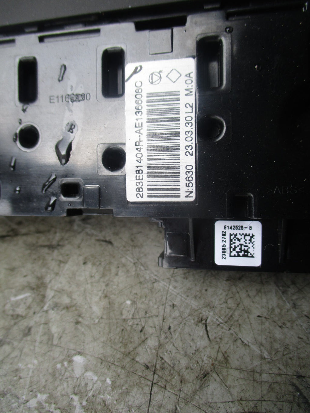 2023 RENAULT MASTER HAZARD LIGHTS CONTROL BUTTON SWITCH PANEL E1166690