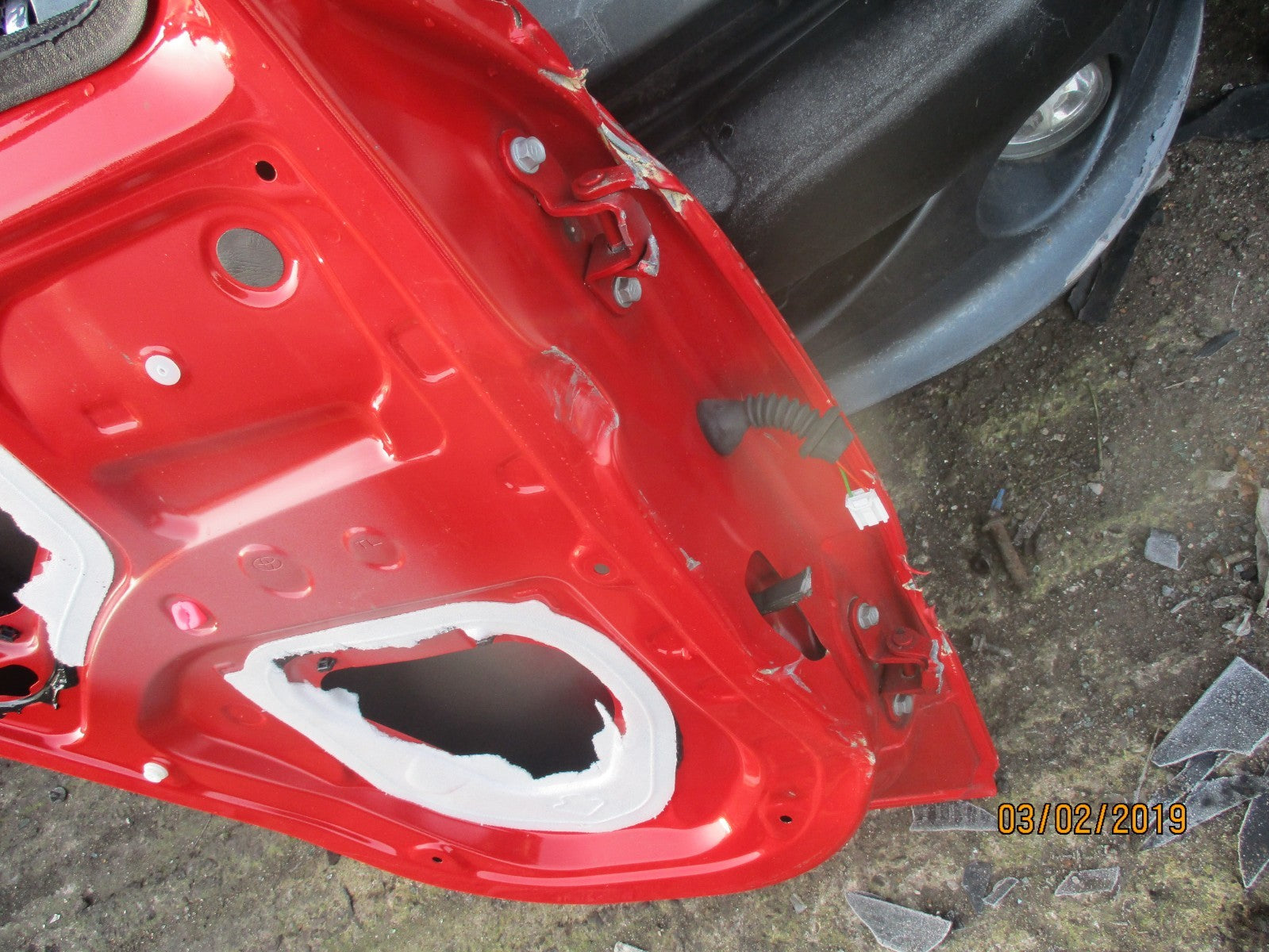 TOYOTA AYGO AB40 MK2 NSR PASSENGER SIDE REAR DOOR DAMAGED 5 DOOR SUPER RED 3P0