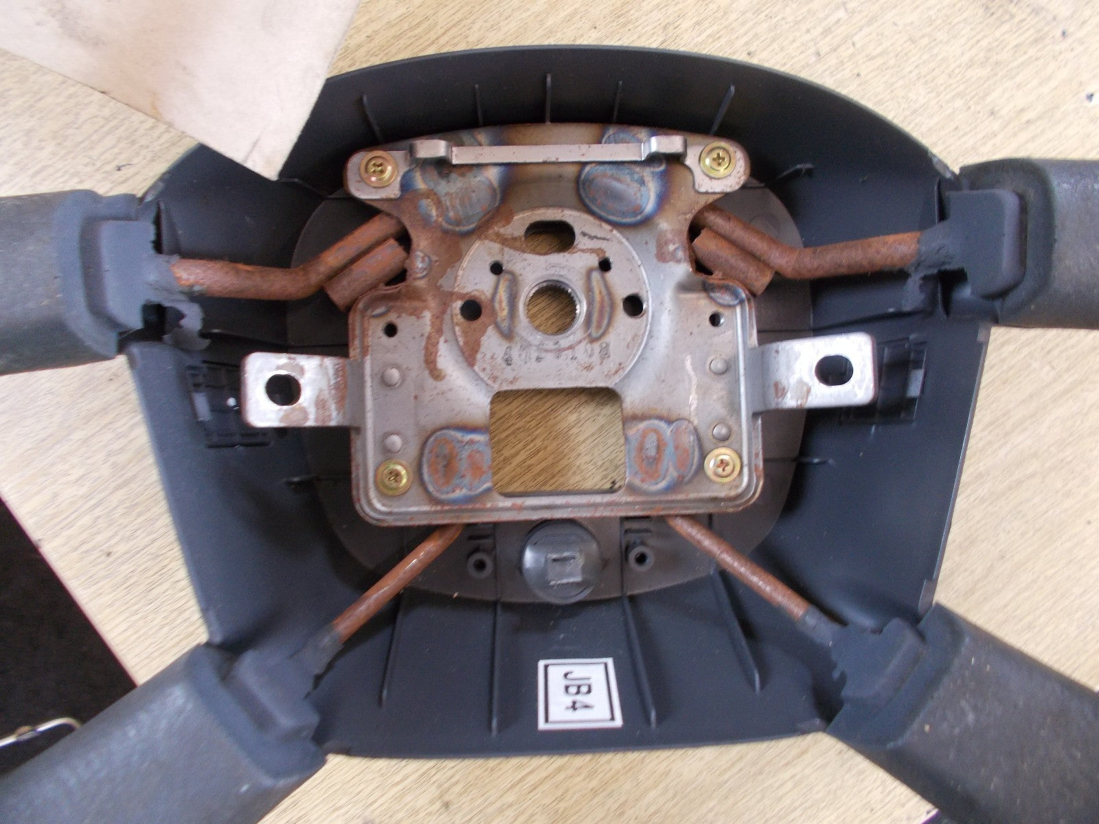 2003 KIA CARENS MK2 BLACK STEERING WHEEL