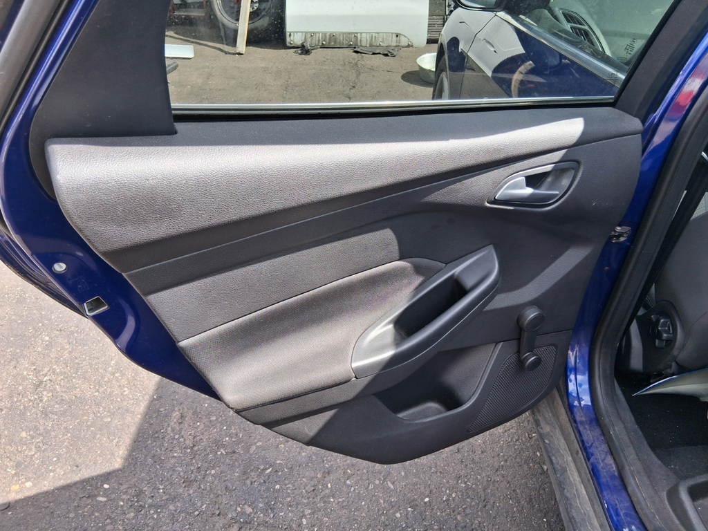 2015 FORD FOCUS MK3 NSR PASSENGER SIDE REAR DOOR CARD PANEL