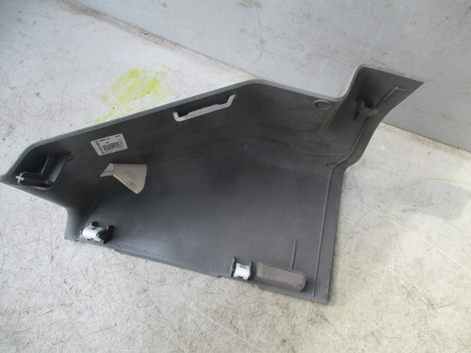 FORD TRANSIT MK8 2021 LEFT SIDE B PILLAR TRIM COVER KK31V243W13