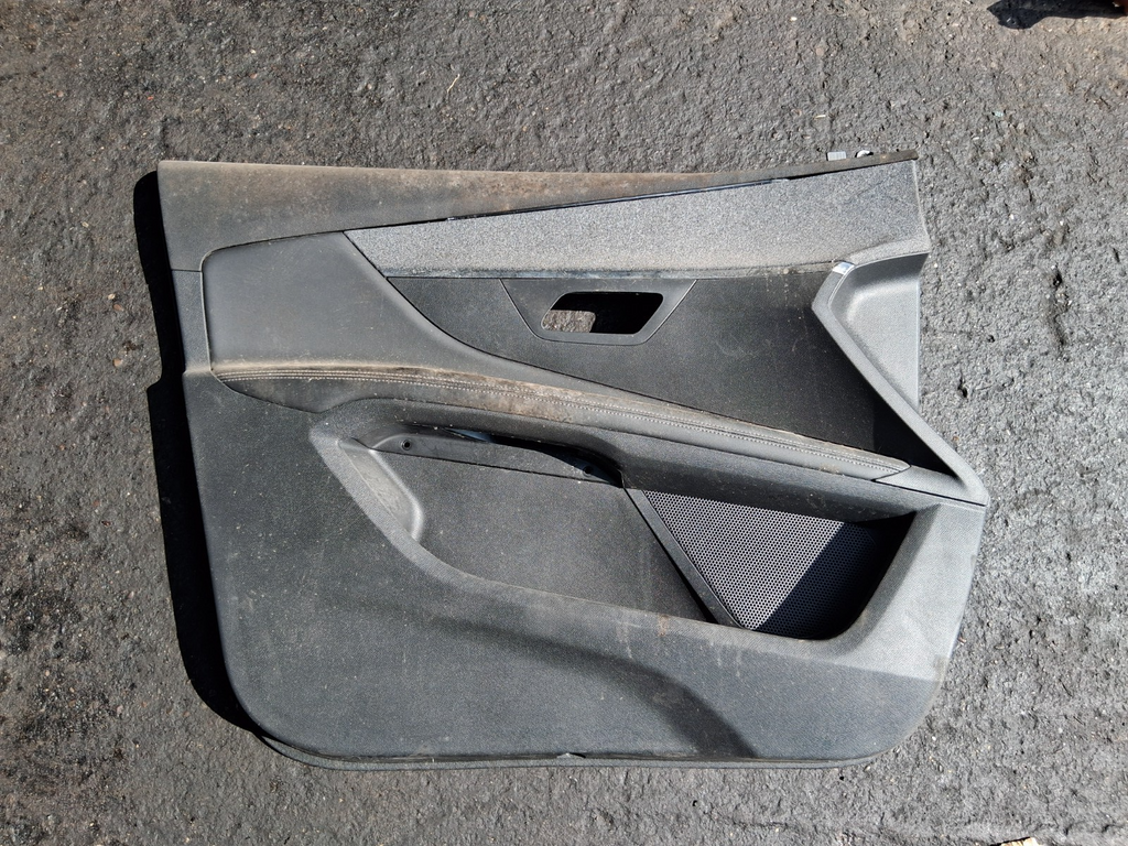 2019 PEUGEOT 5008 MK2 NSF PASSENGER SIDE FRONT LEFT DOOR CARD PANEL 98306213AU