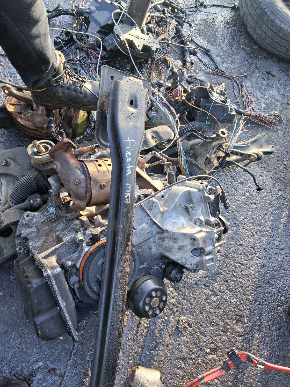 2015 FORD FIESTA MK7 REAR CRASH REINFORCEMENT BAR