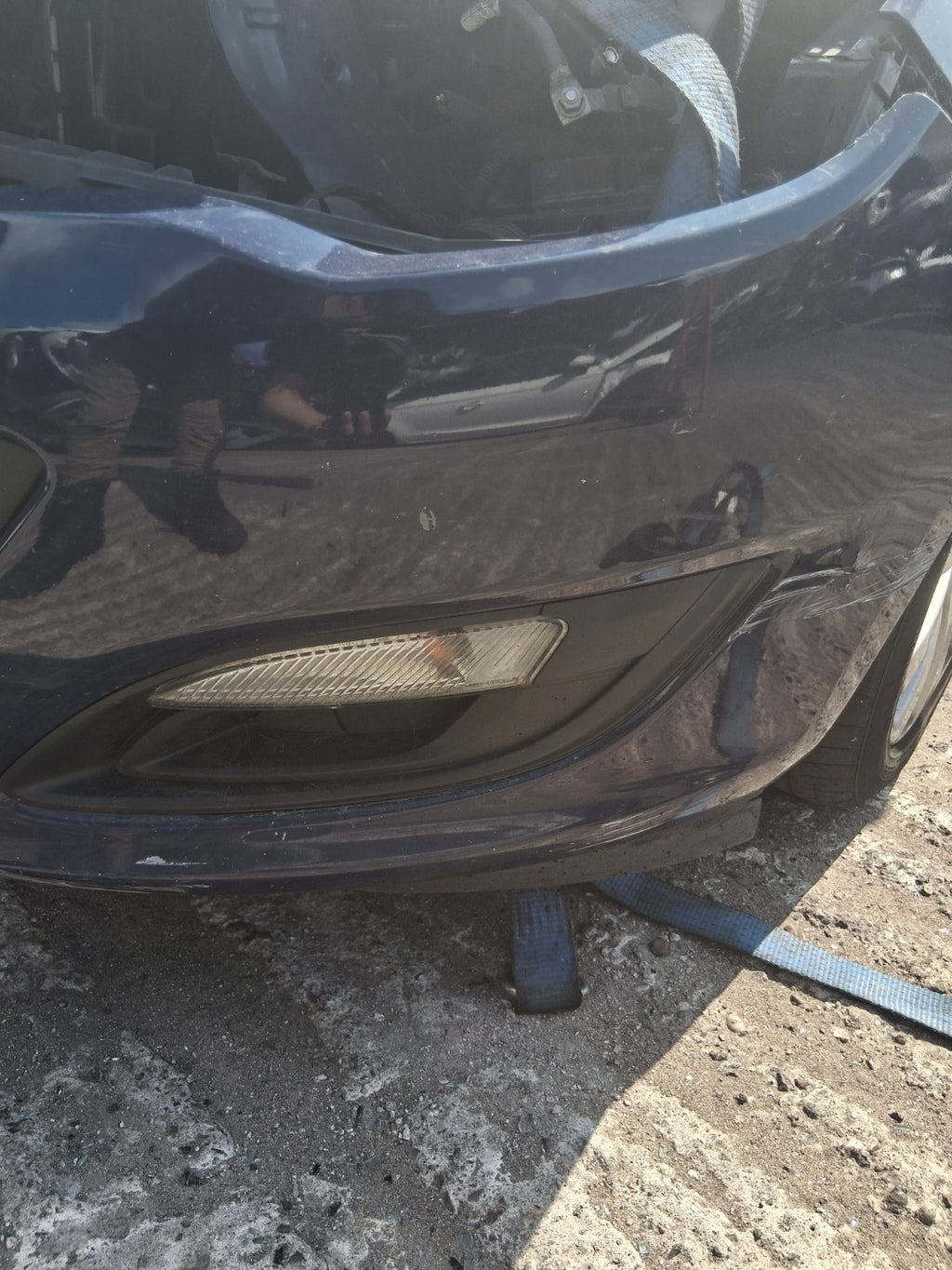 2013 VAUXHALL ASTRA J ESTATE COMPLETE FRONT BUMPER WITH GRILL & BADGE GRILLE