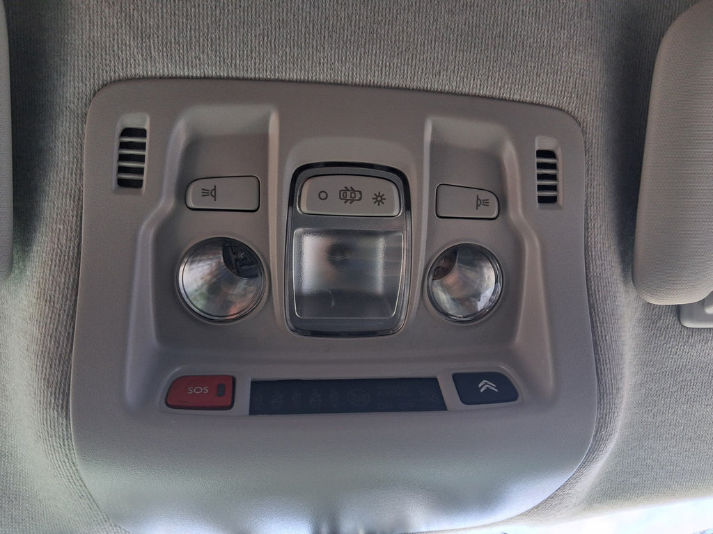 2023 CITROEN C3 MK3 INTERIOR FRONT ROOF READING LIGHT