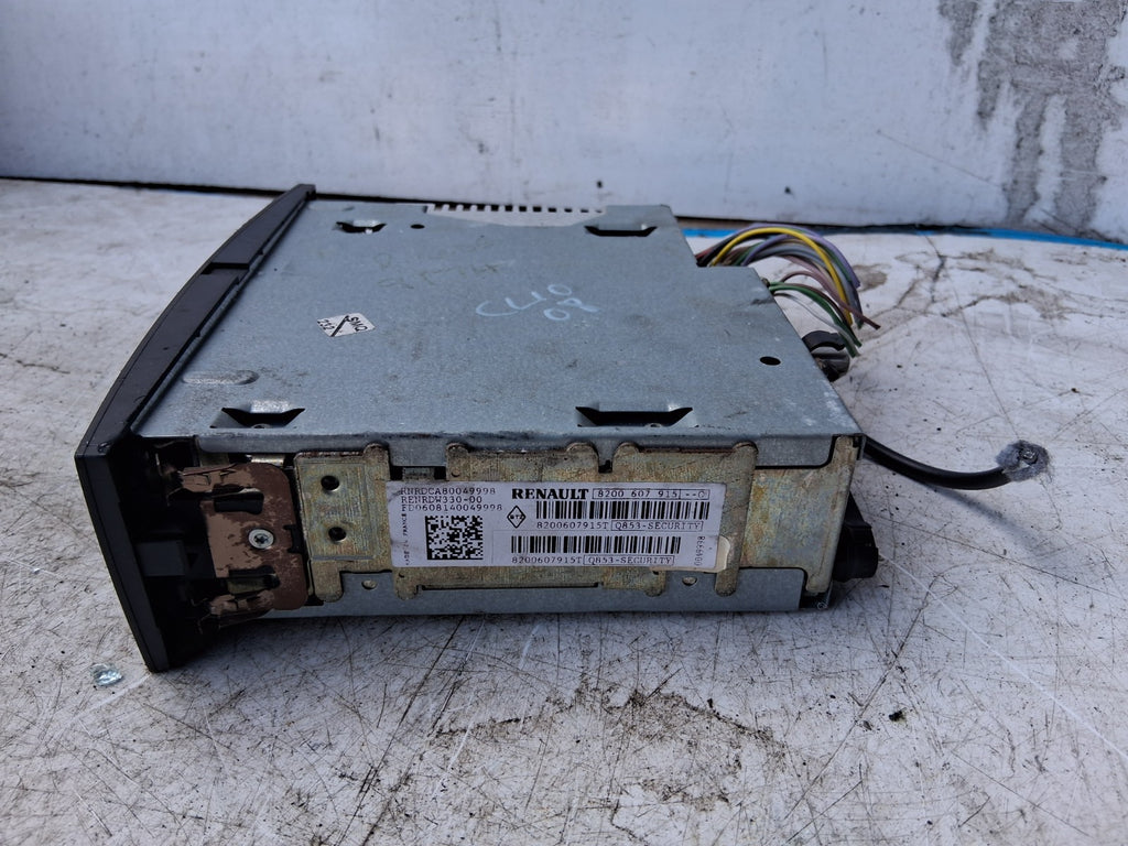 2008 RENAULT CLIO MK3 RADIO CD PLAYER STEREO HEAD UNIT 8200607915