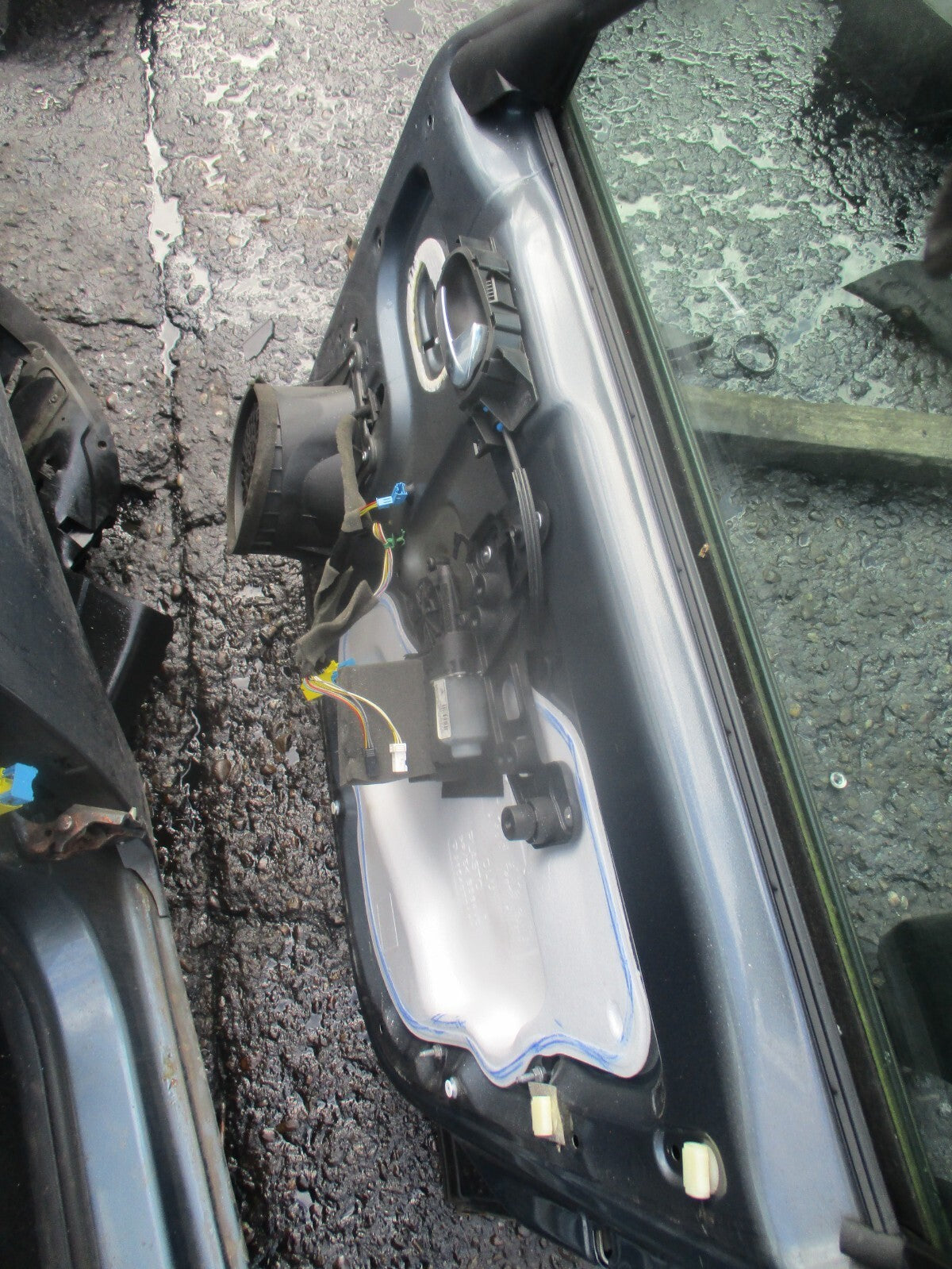 2009 CITROEN C4 GRAND PICASSO OSF DRIVER SIDE FRONT DOOR IRON GREY