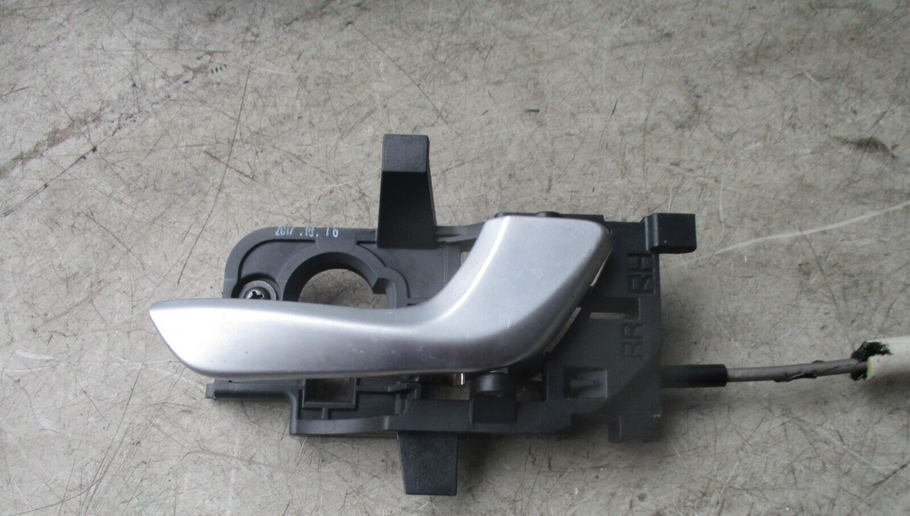 2018 KIA STONIC BACK RIGHT DRIVER OSF DRIVER SIDE REAR DOOR LOCK 81420-H8020HJ2