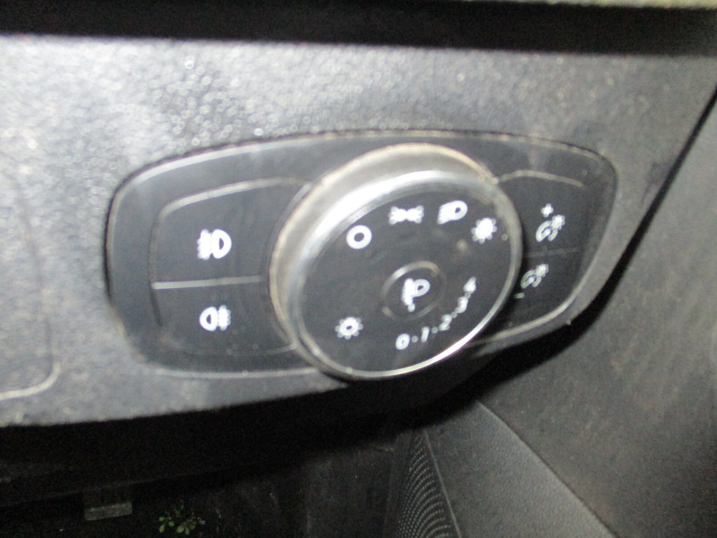 FORD FOCUS MK4 2021 HEADLIGHT & FOG LIGHT CONTROL SWITCH