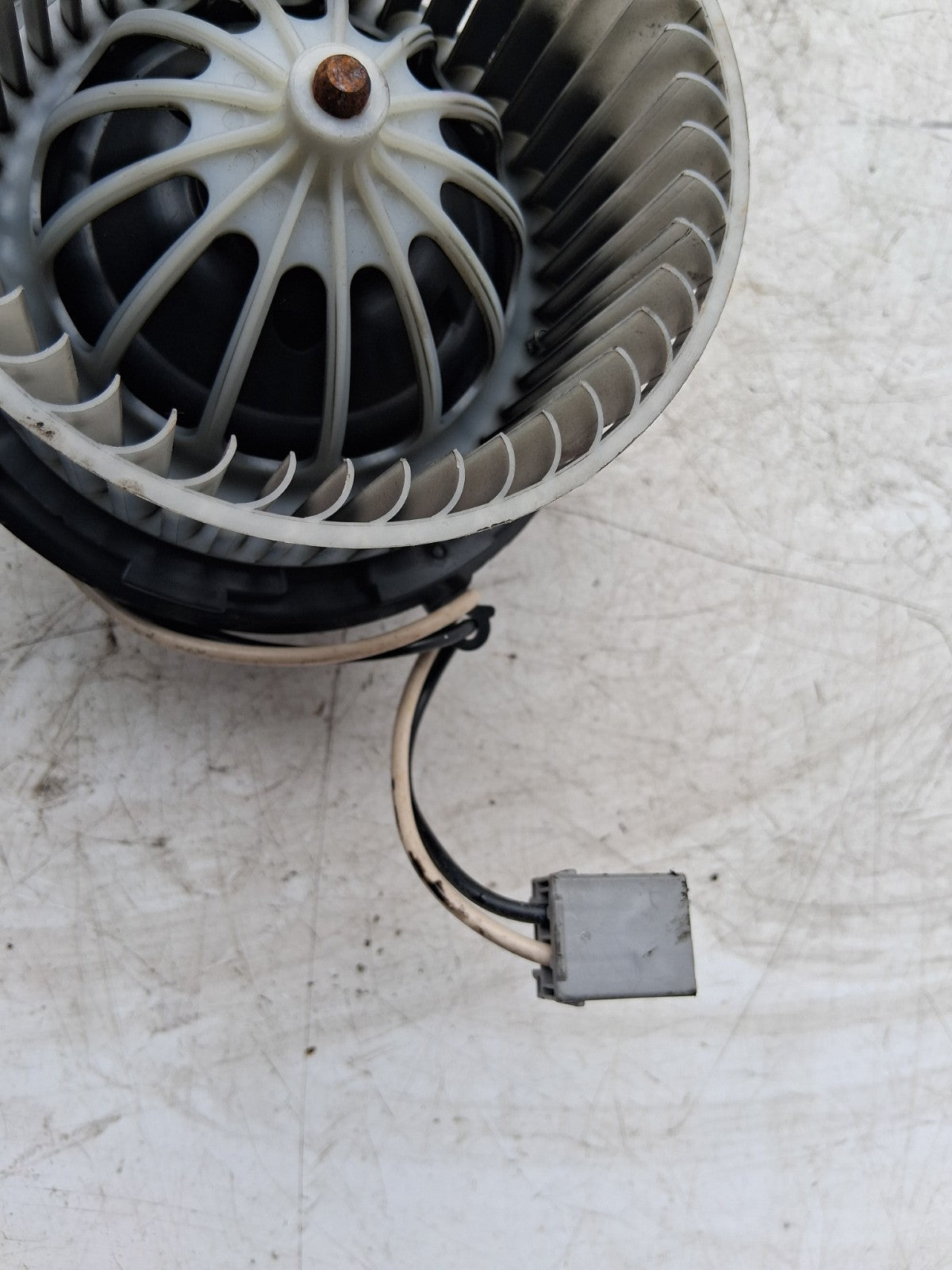 2013 VAUXHALL ASTRA J HEATER BLOWER MOTOR FAN U7254002