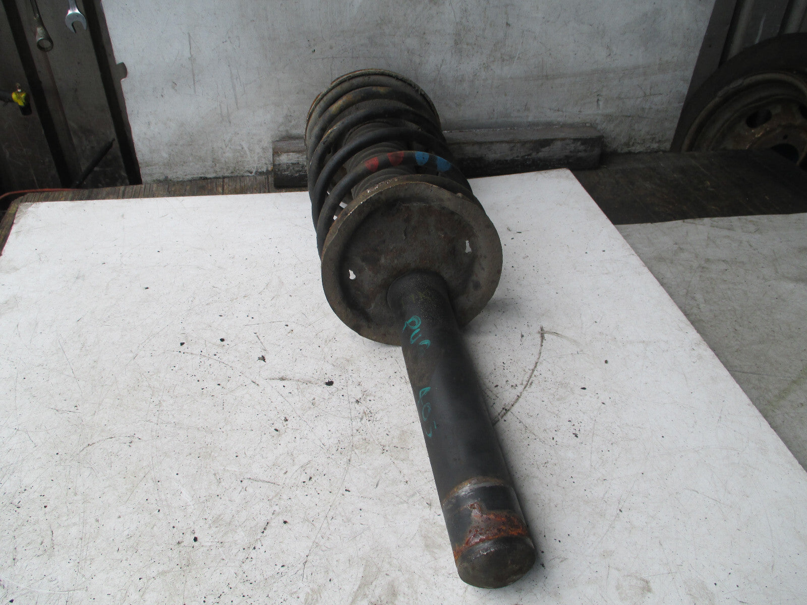 PEUGEOT 405 1997 1.9 TDI DIESEL OSF DRIVER SIDE FRONT SHOCK COIL SPRING