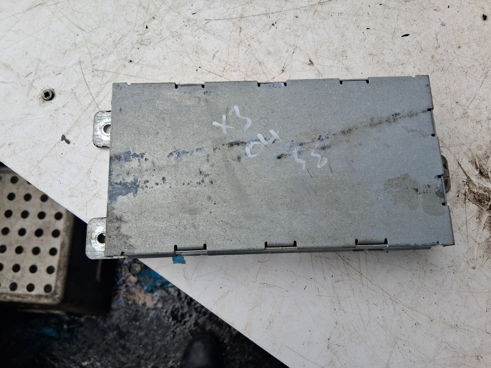2004 BMW X3 E83 BLUETOOTH INTERFACE ECU MODULE 6945387