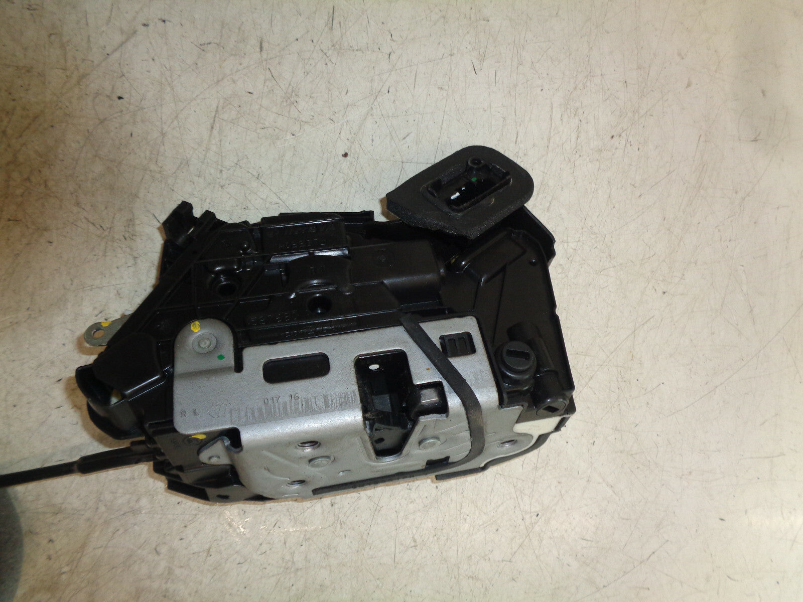 VW VOLKSWAGEN POLO 2017 OSR DRIVER SIDE REAR DOOR LOCK MECHNAISM 6R4839016E