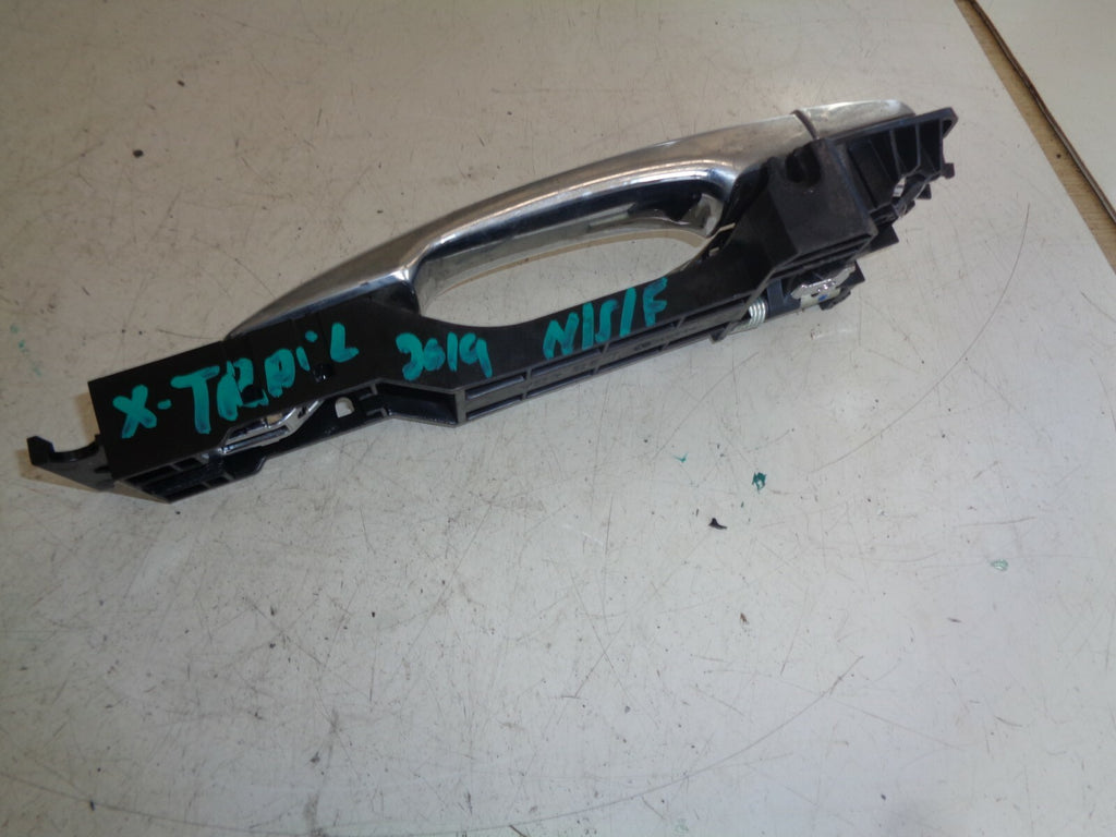 NISSAN XTRAIL MK3 FACELIFT 2019 NSF PASSENGER SIDE FRONT EXTERIOR CHROME HANDLE