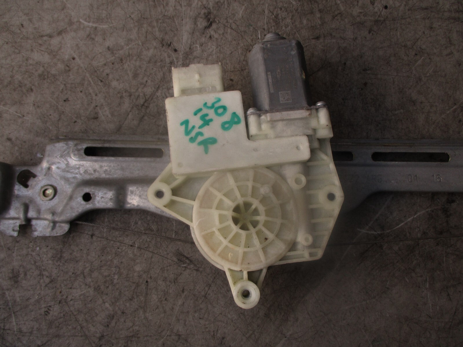 2014 PEUGEOT 308 NSR PASSENGER SIDE REAR LEFT WINDOW MOTOR REGULATOR 9678190080