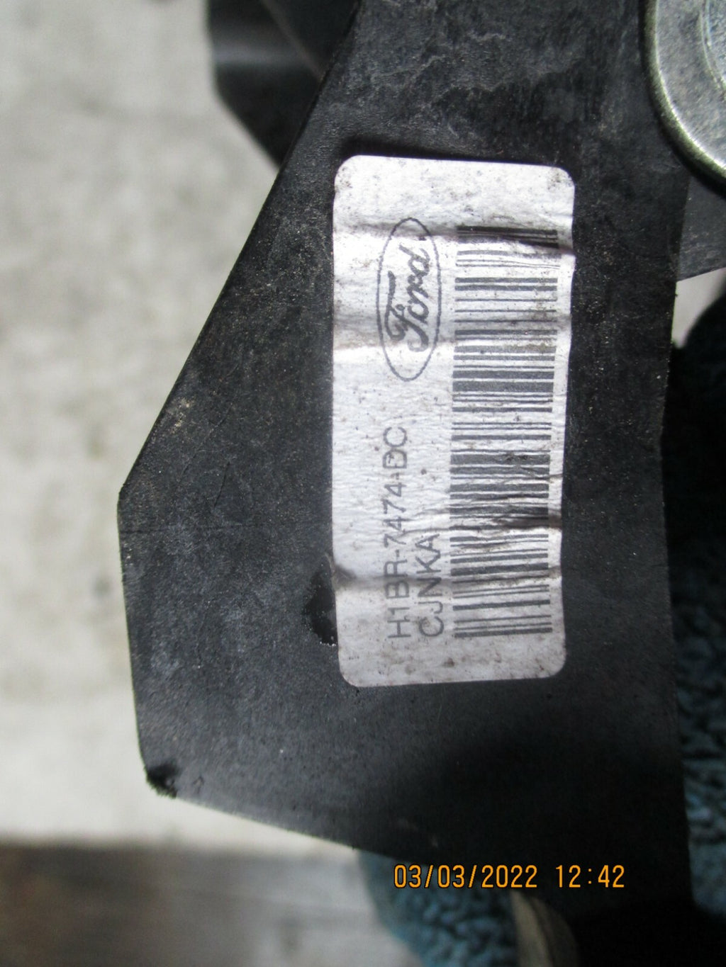 FORD ECOSPORT 2016 GEAR LINKAGE CABLE BRACKET H1BR-7474-DC