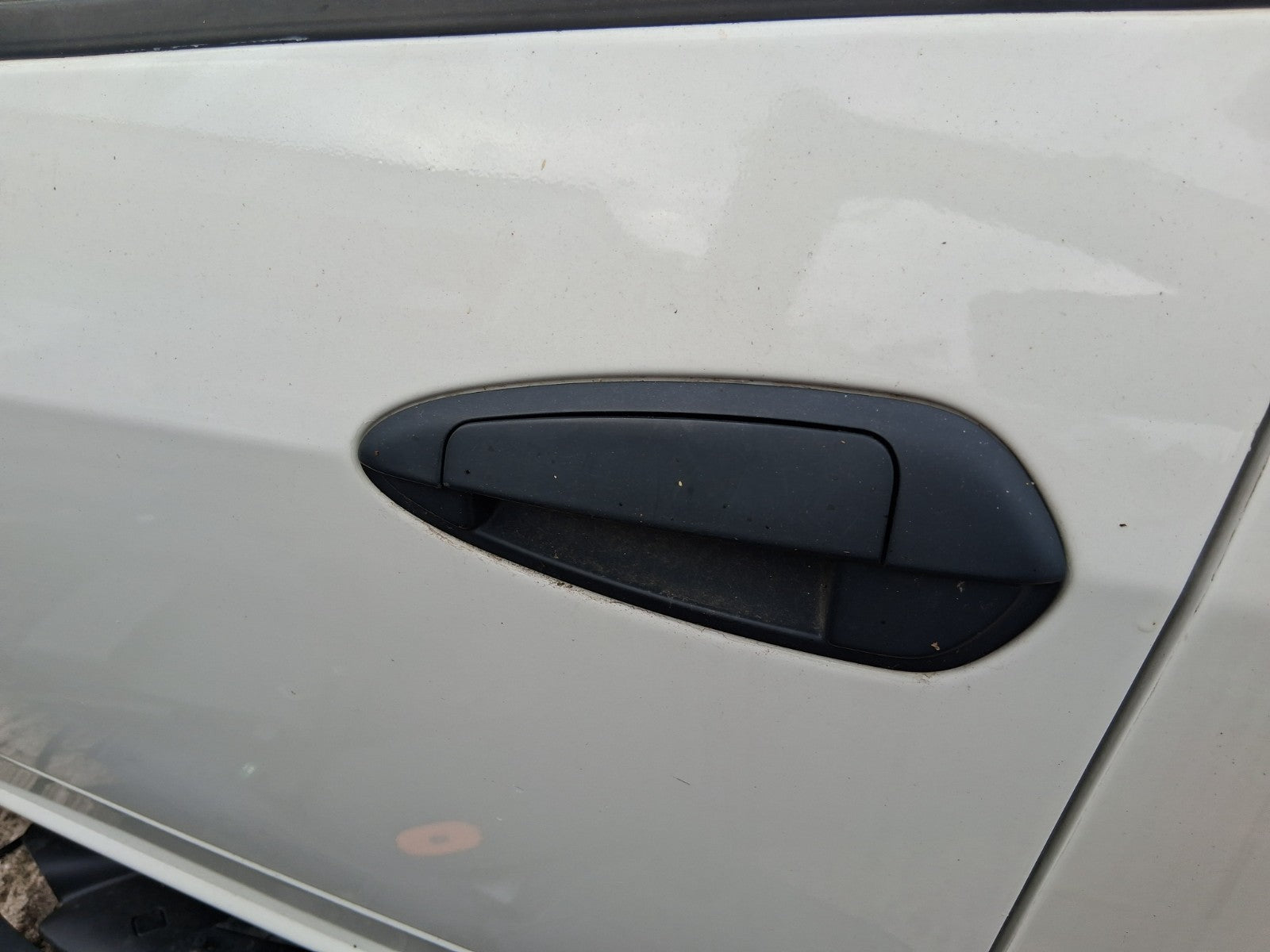 2014 FIAT PUNTO FACELIFT 5 DOOR MK3 NSF PASSENGER FRONT EXTERIOR DOOR HANDLE