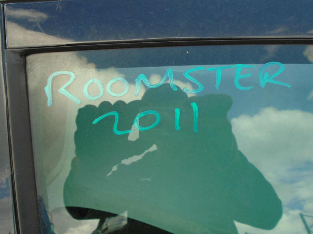 SKODA ROOMSTER 5J 2011 DRIVER SIDE REAR DOOR BLUE