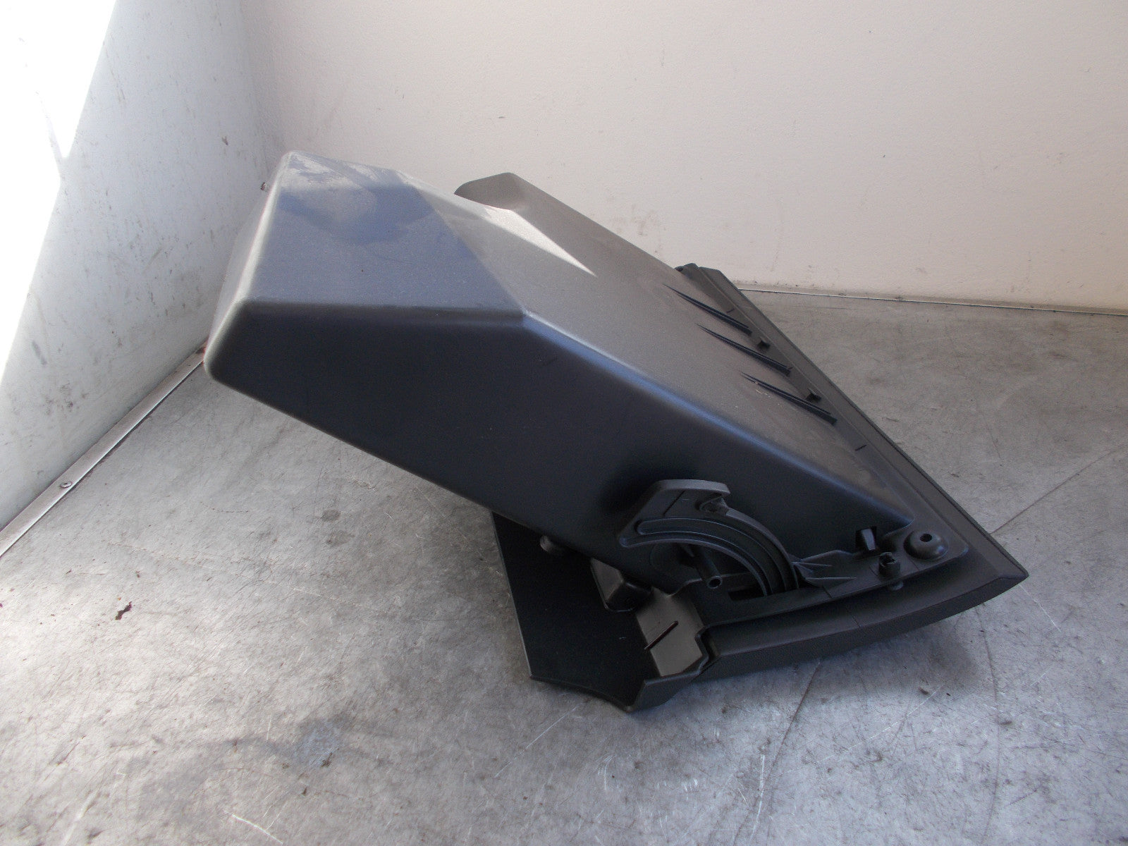 VAUXHALL CORSA C 2002 GLOVE BOX COMPARTMENT 09114404