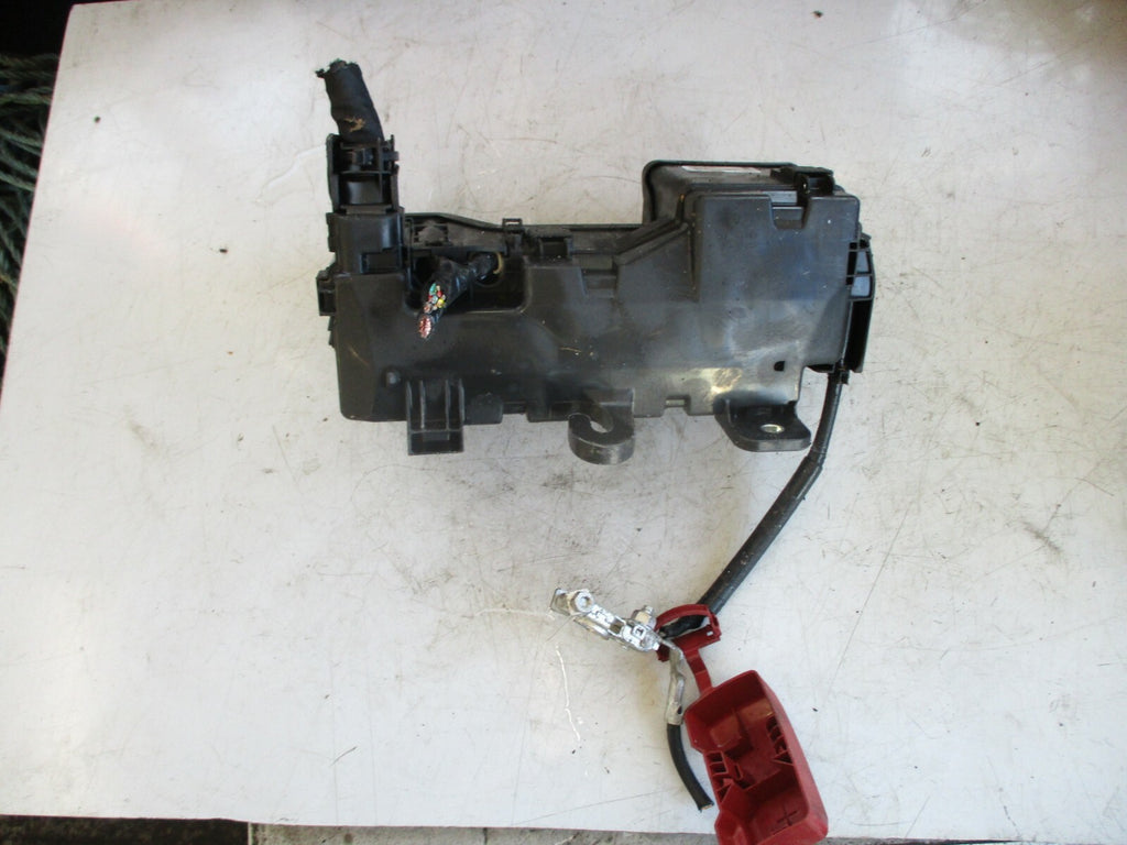TOYOTA AYGO MK2 2016 FUSE BOX MODULE RELAY UNIT 821110HZ00B