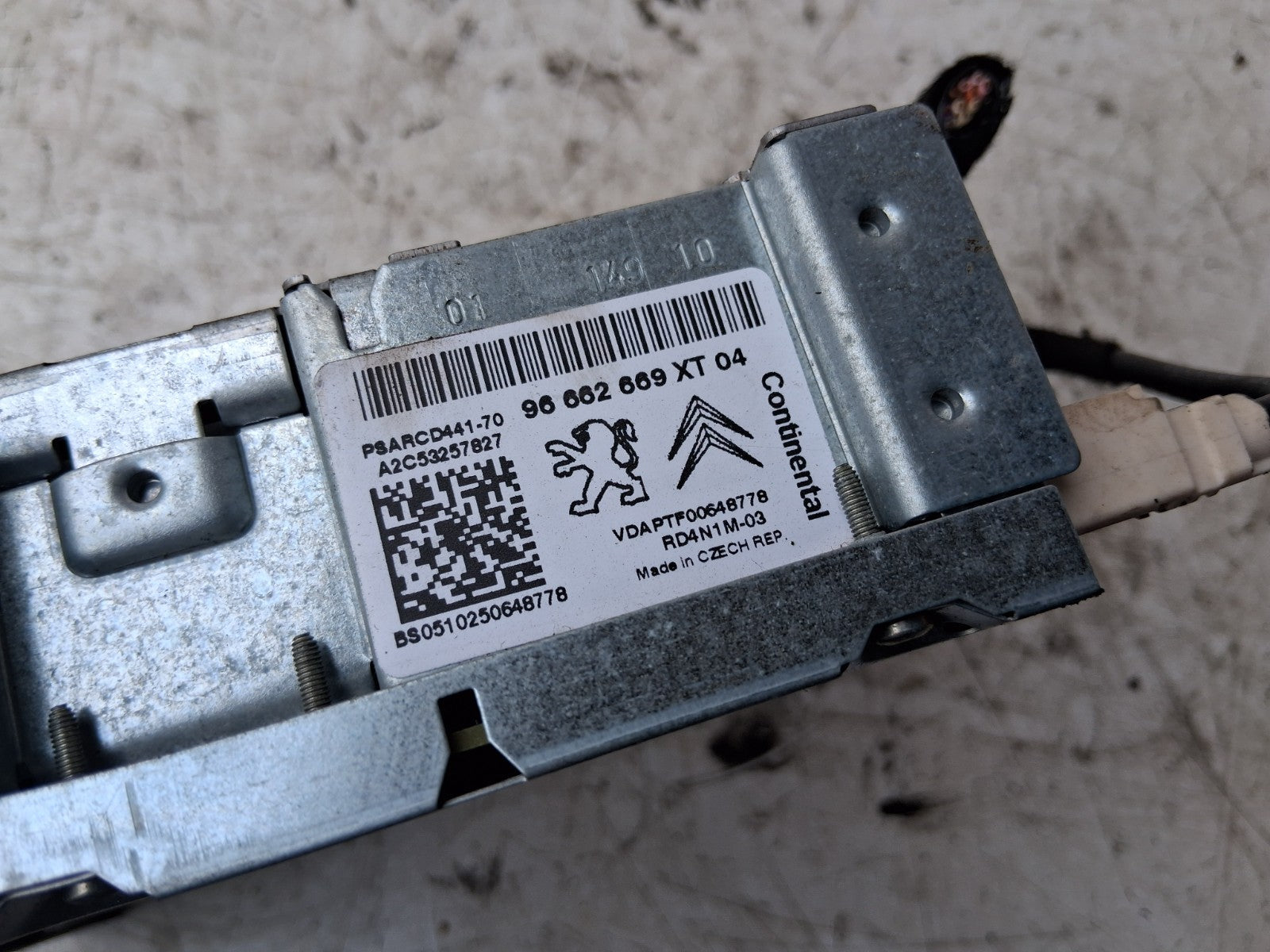 2010 PEUGEOT 207 STEREO CD PLAYER RADIO HEAD UNIT 96662669XT