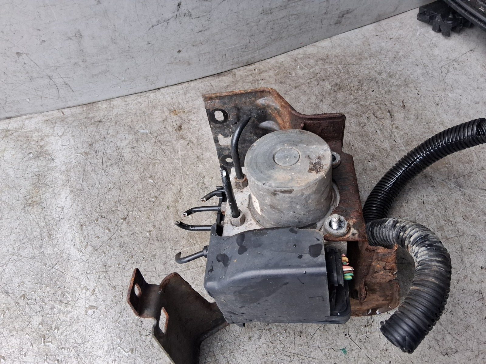 2018 CITROEN BERLINGO MK2 ABS PUMP CONTROL MODULATOR 9822873580