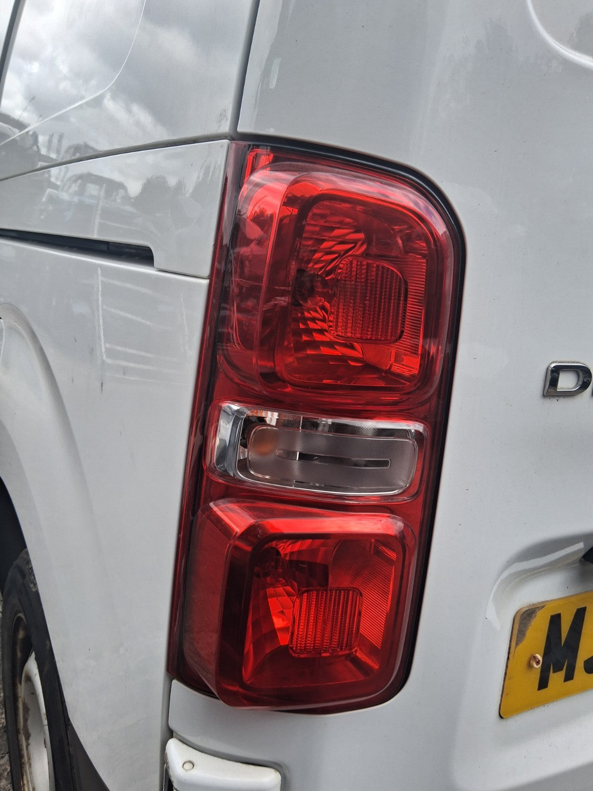 2019 CITROEN DISPATCH VIVARO MK3 NSR PASSENGER SIDE REAR TAIL LIGHT LAMP