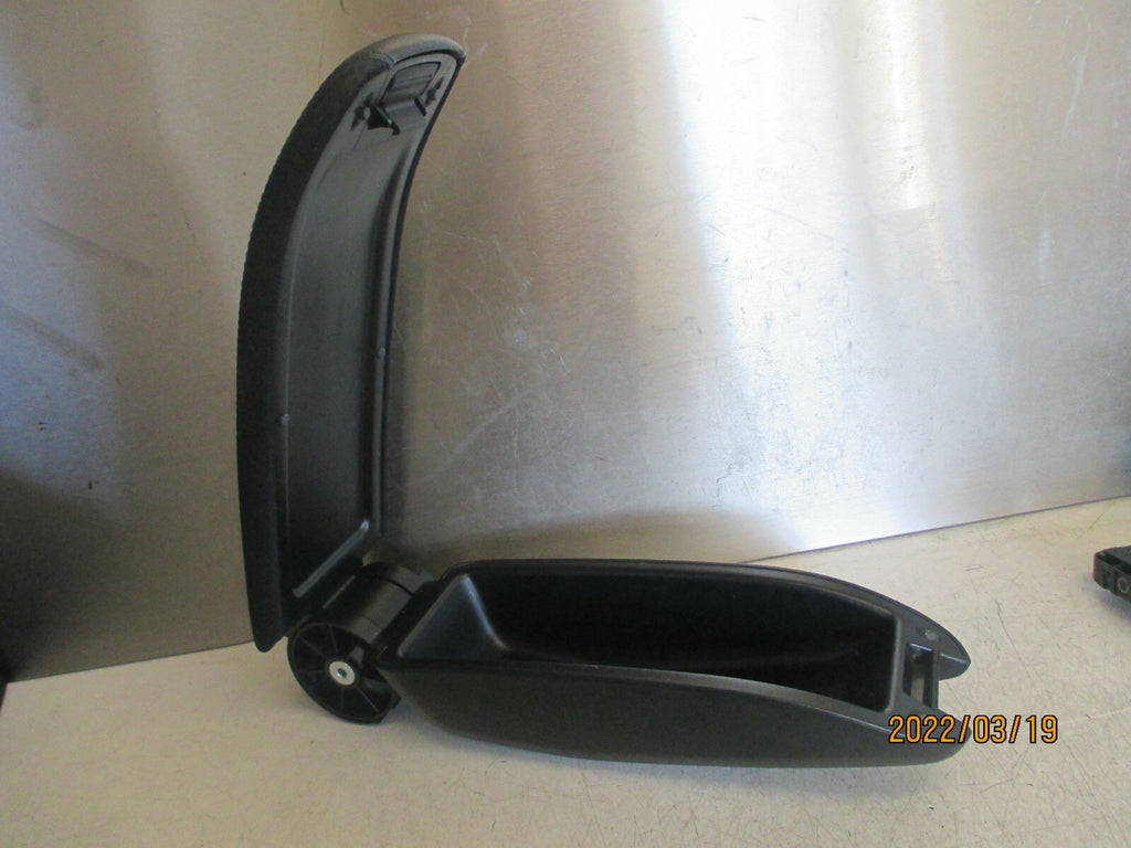 CITROEN DS3 2016 3 DOOR CENTRE MIDDLE CONSOLE ARMREST LEATHER