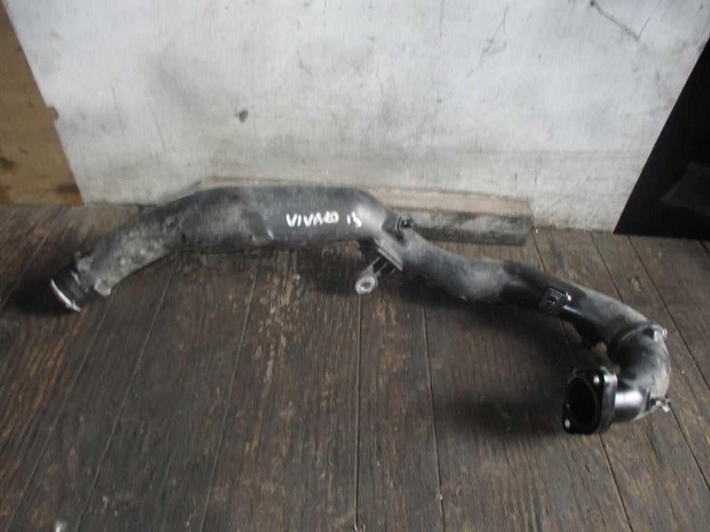 VAUXHALL VIVARO 2013 2.0 DIESEL TURBO AIR INTAKE PIPE HOSE 93861384